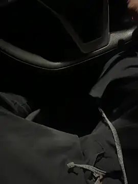 Snapshot of ayrtonmen chatting on November 25, 2025, 6:36 am ayrtonmen online show from November 25, 2025, 6:36 am