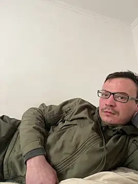 Snapshot of viktor1992-1-1 chatting on March 3, 2026, 7:48 am viktor1992-1-1 online show from March 3, 2026, 7:48 am