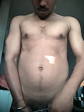 Snapshot of honestbbadboy chatting on December 18, 2025, 9:36 am honestbbadboy online show from December 18, 2025, 9:36 am