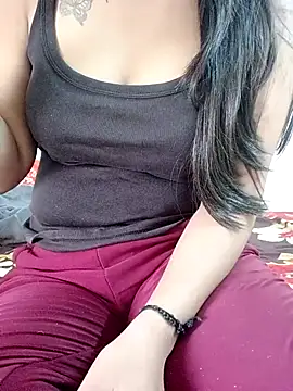 Snapshot of simu_685 chatting on December 2, 2025, 9:11 am simu 685 online show from December 2, 2025, 9:11 am