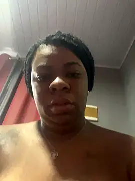 Priihmedeiros online show from October 19, 2025, 9:56 am