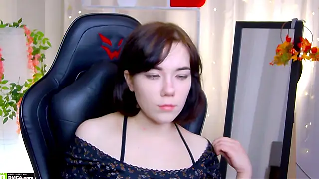 Kelly foox online show from November 2, 2025, 8:52 am