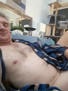 Snapshot of Vintermelon2 chatting on November 6, 2025, 7:01 am Vintermelon2 online show from November 6, 2025, 7:01 am