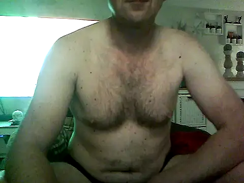 Snapshot of Vintermelon2 chatting on October 7, 2025, 6:31 pm Vintermelon2 online show from October 7, 2025, 6:31 pm