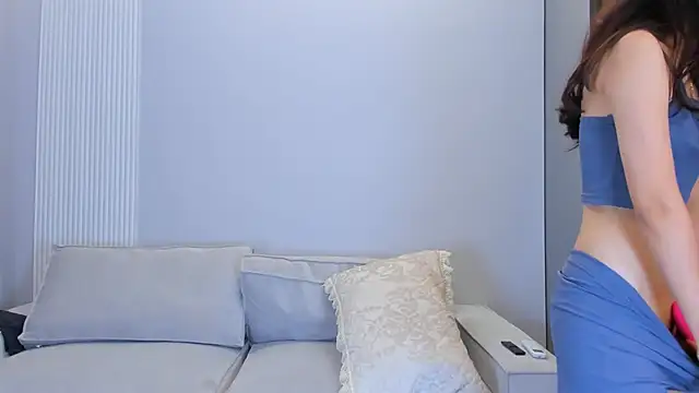 angel soo online show from October 14, 2025, 1:12 pm