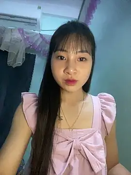 banlinh004 online show from April 9, 2026, 2:01 pm