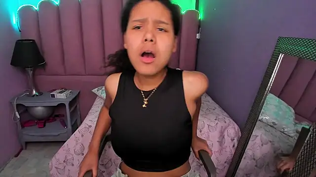 AriaVega online show from November 9, 2025, 11:36 am