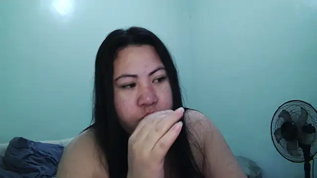 TeaseNPlease 13 online show from December 20, 2025, 12:52 pm