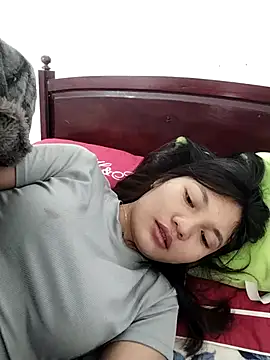 Mit-thi123 online show from November 13, 2025, 4:27 am