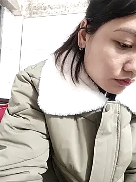 Mit-thi123 online show from November 22, 2025, 5:23 pm