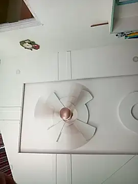 supcpl online show from October 9, 2025, 3:51 am