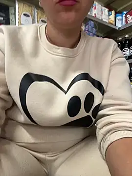 Daiana Andra online show from October 11, 2025, 8:37 am