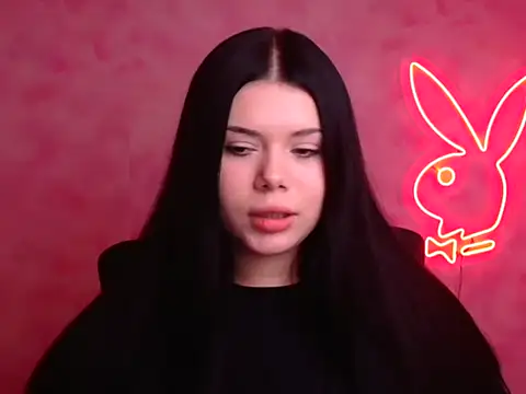 Mona Esty online show from November 27, 2025, 10:43 pm