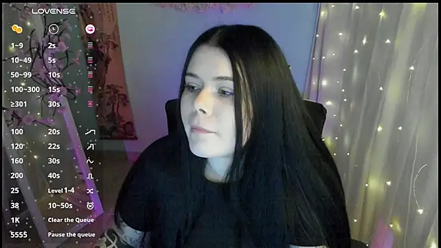 Mona Esty online show from March 13, 2026, 7:24 am