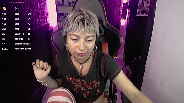 lunarichy22 online show from February 27, 2026, 8:30 pm