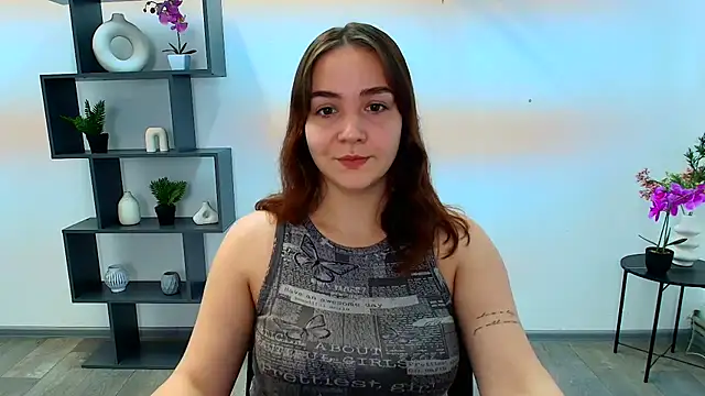 OliviaMontgommery online show from November 23, 2025, 1:21 pm