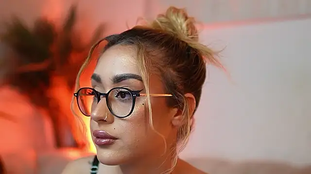 AileenKiss online show from March 16, 2026, 10:12 pm