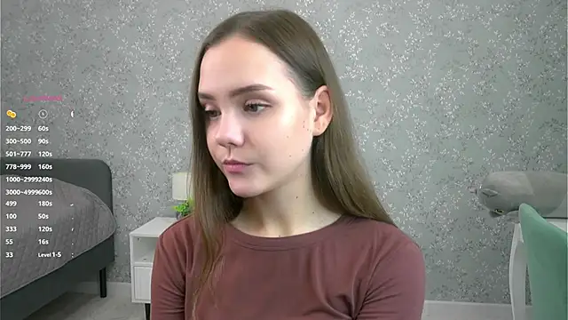 SweetSaraPie online show from October 29, 2025, 7:02 pm