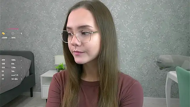 SweetSaraPie online show from November 20, 2025, 7:03 pm