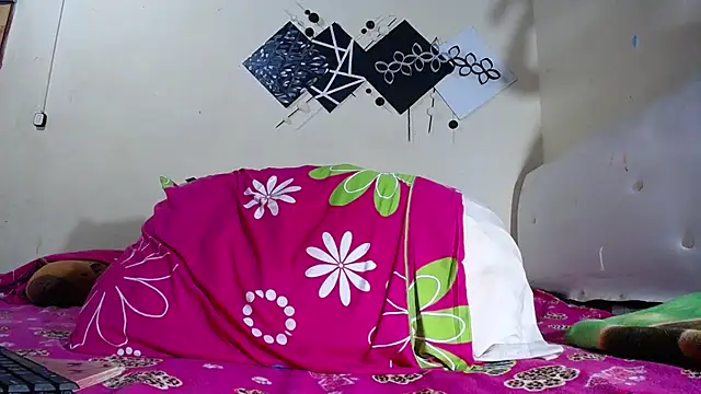 Snapshot of Cataleya_nova chatting on June 25, 2026, 11:32 pm Cataleya nova online show from June 25, 2026, 11:32 pm