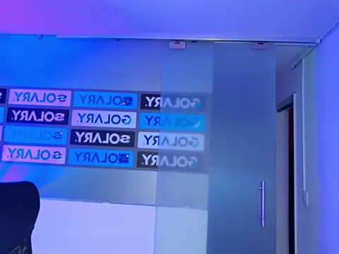 Violetta Swett  online show from October 4, 2025, 12:39 pm