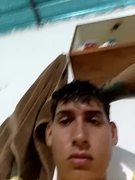 Luisneljc online show from January 9, 2026, 2:24 pm