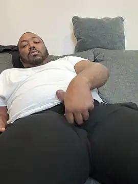 murphdolla online show from October 8, 2025, 4:03 am