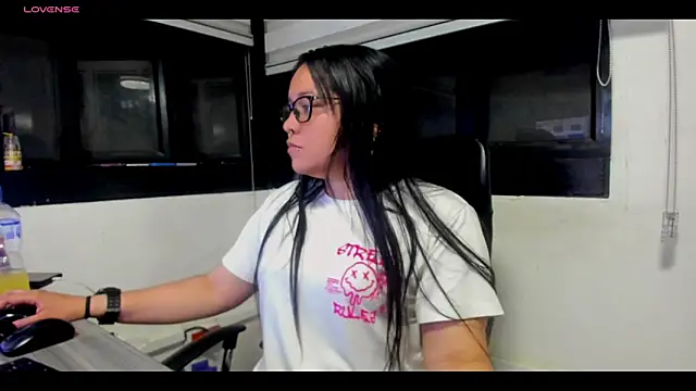 Snapshot of Xander_Taylor_ chatting on December 4, 2025, 5:28 am Xander Taylor online show from December 4, 2025, 5:28 am