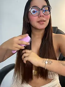 Snapshot of _Sarita_1 chatting on February 19, 2026, 2:30 am Sarita 1 online show from February 19, 2026, 2:30 am