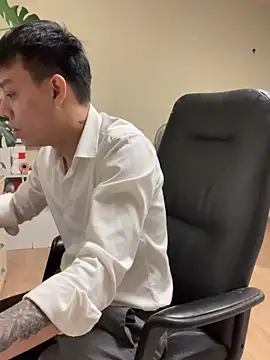 latava online show from October 29, 2025, 4:17 pm