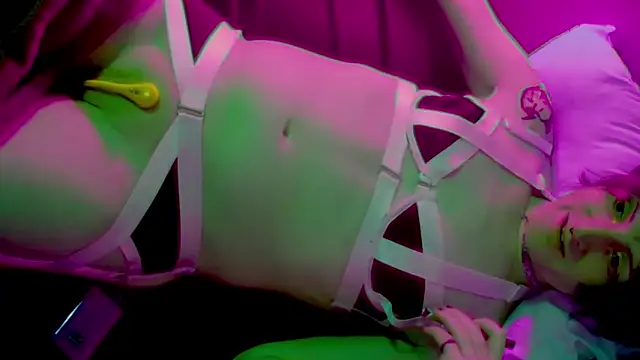 Moonless Joy online show from October 9, 2025, 9:26 pm