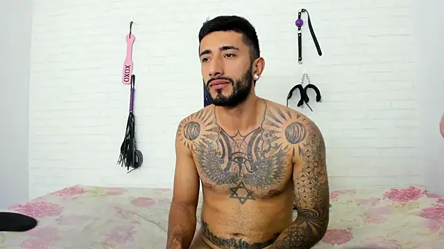 sofiandnick smith online show from April 18, 2026, 9:26 pm