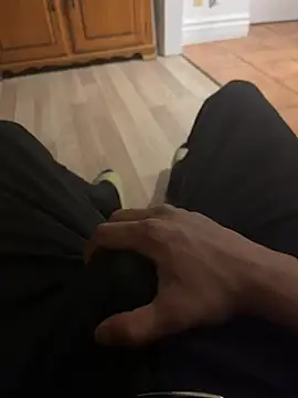 4dagals online show from April 10, 2026, 3:57 am