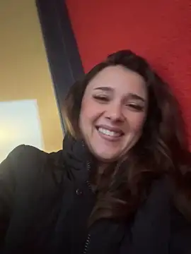 MayaVonDe online show from November 7, 2025, 3:16 pm