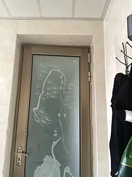 Mile-m online show from March 18, 2026, 5:10 am