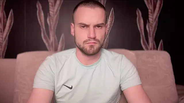 Iveraan online show from October 20, 2025, 6:41 pm