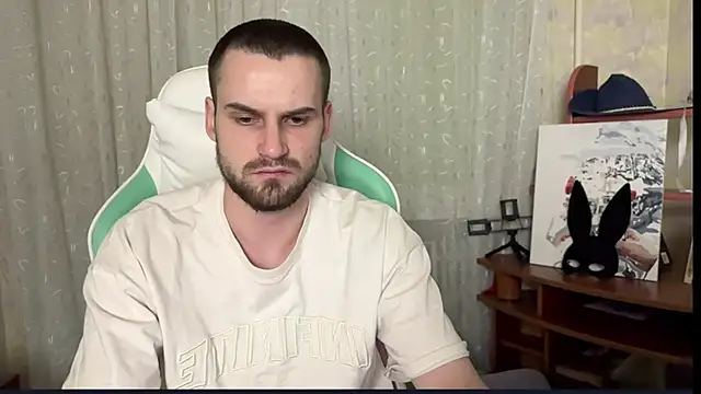 Iveraan online show from November 1, 2025, 9:08 pm