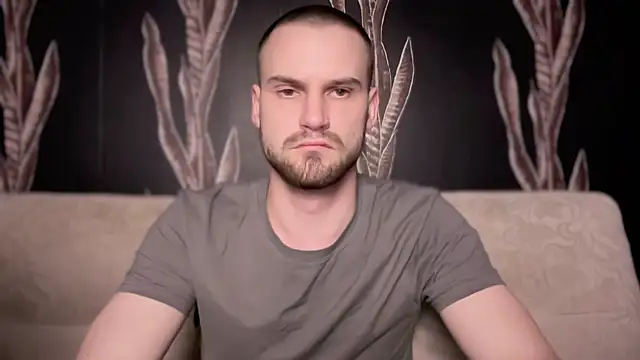 Iveraan online show from October 19, 2025, 8:00 pm