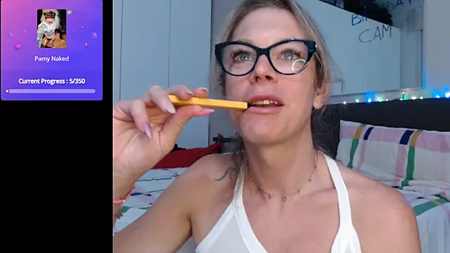 Snapshot of Spicypamy chatting on June 25, 2026, 3:06 pm Spicypamy online show from June 25, 2026, 3:06 pm
