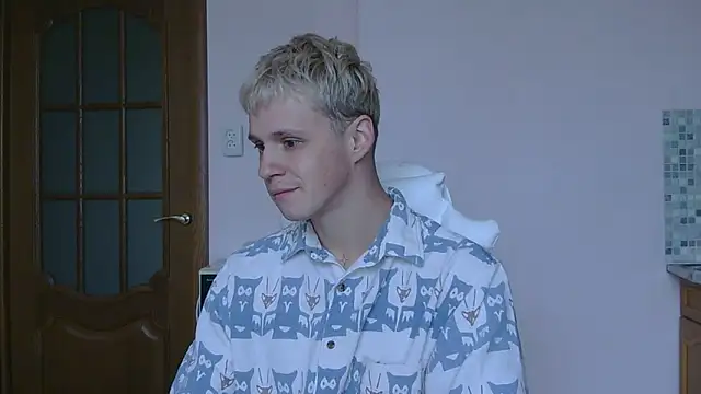 Snapshot of _Timmy_Boy_ chatting on October 28, 2025, 9:19 am Timmy Boy online show from October 28, 2025, 9:19 am