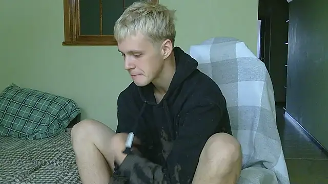 Snapshot of _Timmy_Boy_ chatting on October 20, 2025, 7:20 am Timmy Boy online show from October 20, 2025, 7:20 am