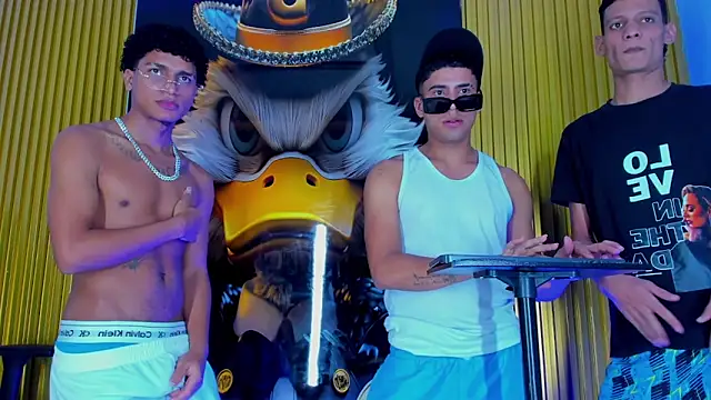 Play boys Hot2 online show from November 22, 2025, 7:07 am