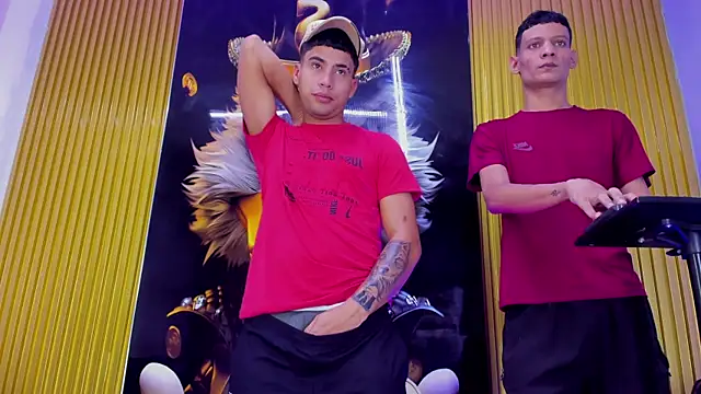 Play boys Hot2 online show from November 14, 2025, 3:43 am