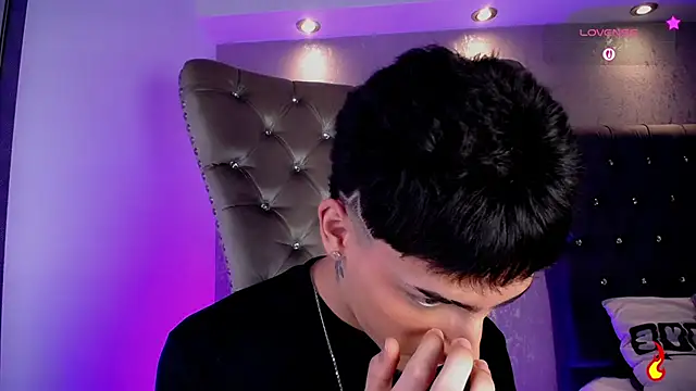 MateoMitchell online show from February 25, 2026, 4:34 am