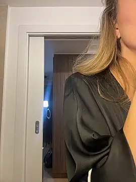 AvaMaddisson online show from February 25, 2026, 3:18 am