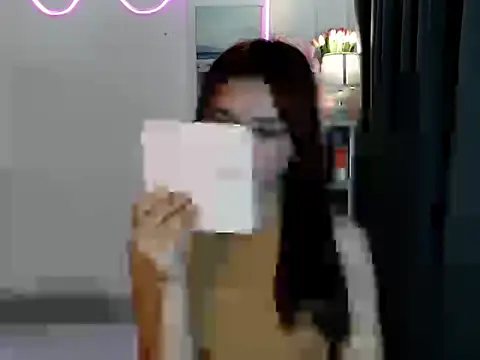 buttycamillex online show from April 14, 2026, 6:57 pm