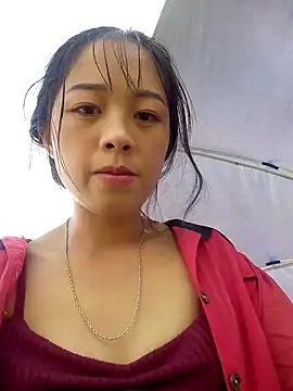 mochicute online show from October 9, 2025, 2:01 am