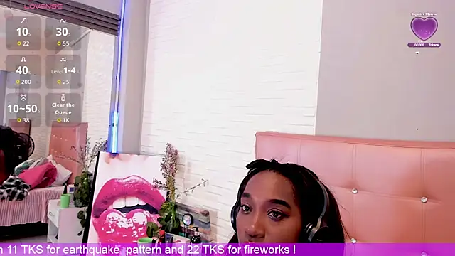 SharitHills online show from November 23, 2025, 4:44 am