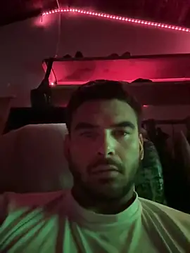 Leeeek23 online show from April 19, 2026, 5:08 am