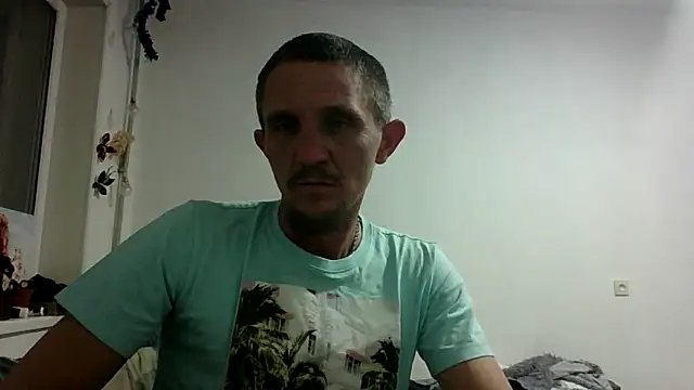 Twolatte1520 online show from April 2, 2026, 5:19 pm